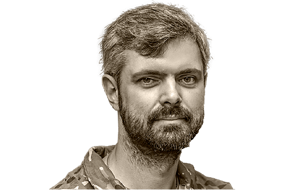 Чекаємо на геомагнітні бурі. На Сонці виявили величезні плями