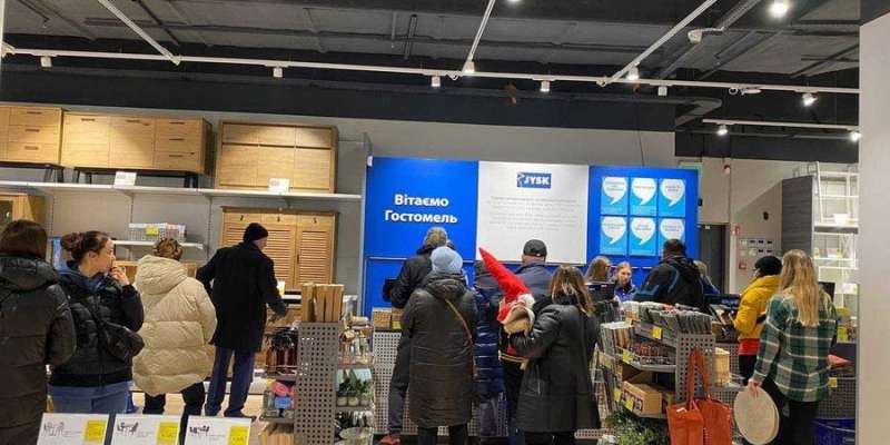 У&nbsp;вогні не&nbsp;горить. У&nbsp;Гостомелі відновили магазин JYSK, який був знищений під час битви за&nbsp;Київ&nbsp;&mdash; фото