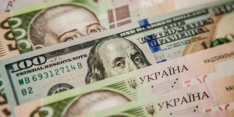 Усе йде за&nbsp;планом. У&nbsp;Нацбанку пояснили, чому ослаблення гривні &mdash; це&nbsp;нормально