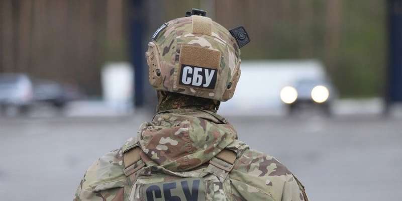Соски, клізми та&nbsp;китайські турнікети. Чому СБУ звинувачує Київгуму в&nbsp;постачанні медтоварів до&nbsp;РФ і чи&nbsp;тягне це&nbsp;на&nbsp;пособництво агресору?