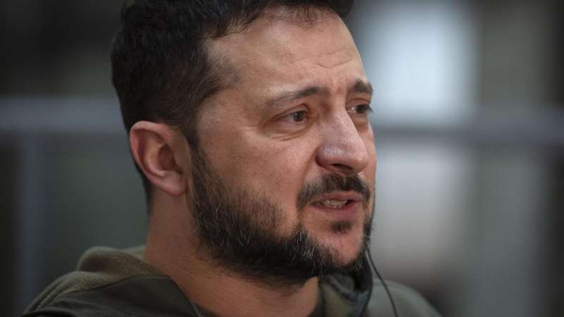Зеленского могут попытаться свергнуть, считает турецкий публицист